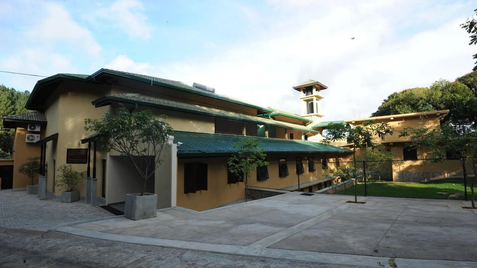 Resort Melheim Kandy Villas